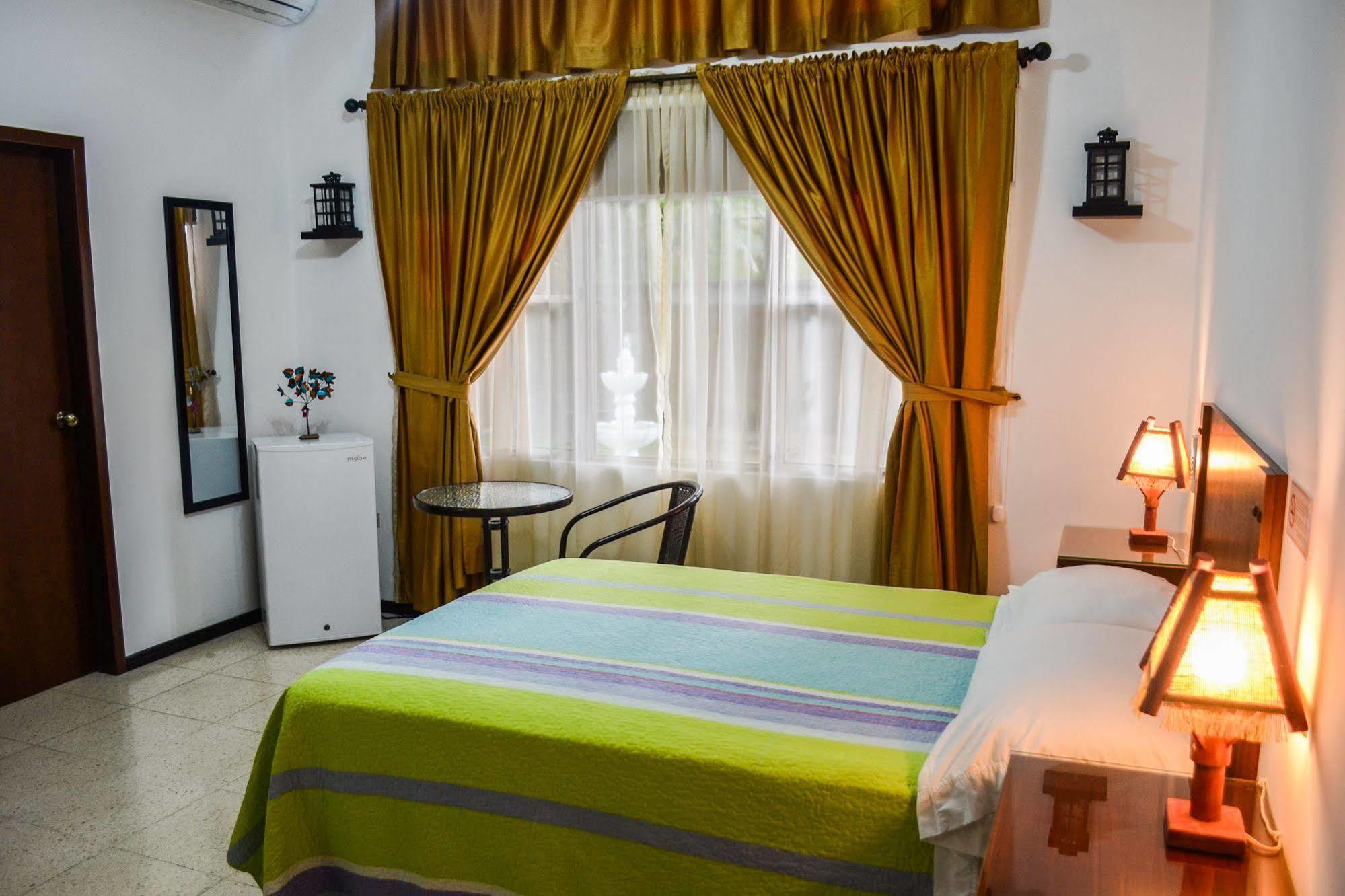 Hotel Boutique El Escalon Guayaquil Buitenkant foto